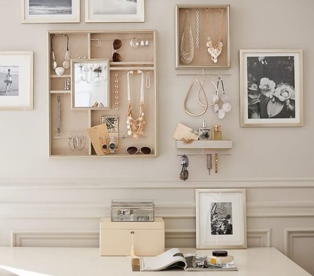 Fantastic Jewelry Rack and Painting